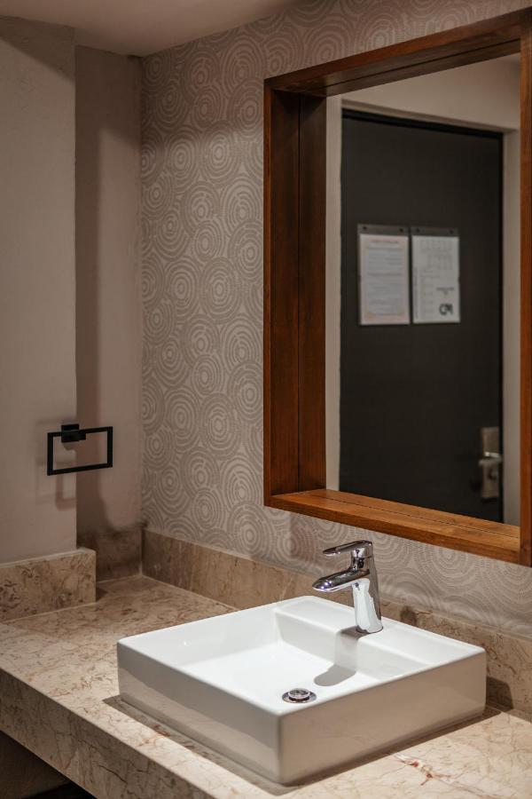 Hotel Mid Project Мерида Экстерьер фото